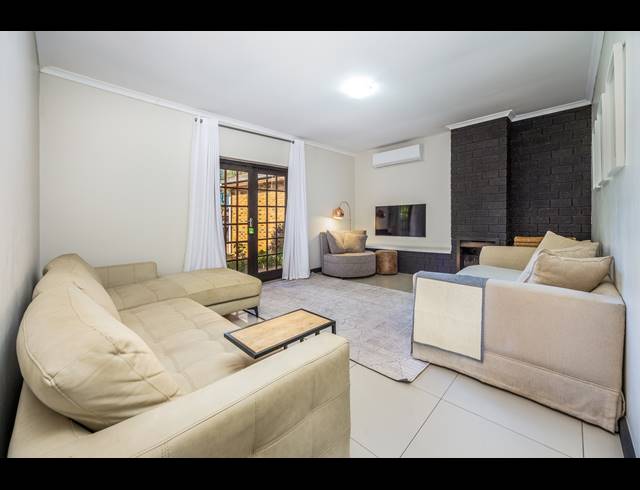 3 BEDROOM HOUSE FOR SALE IN AURORA